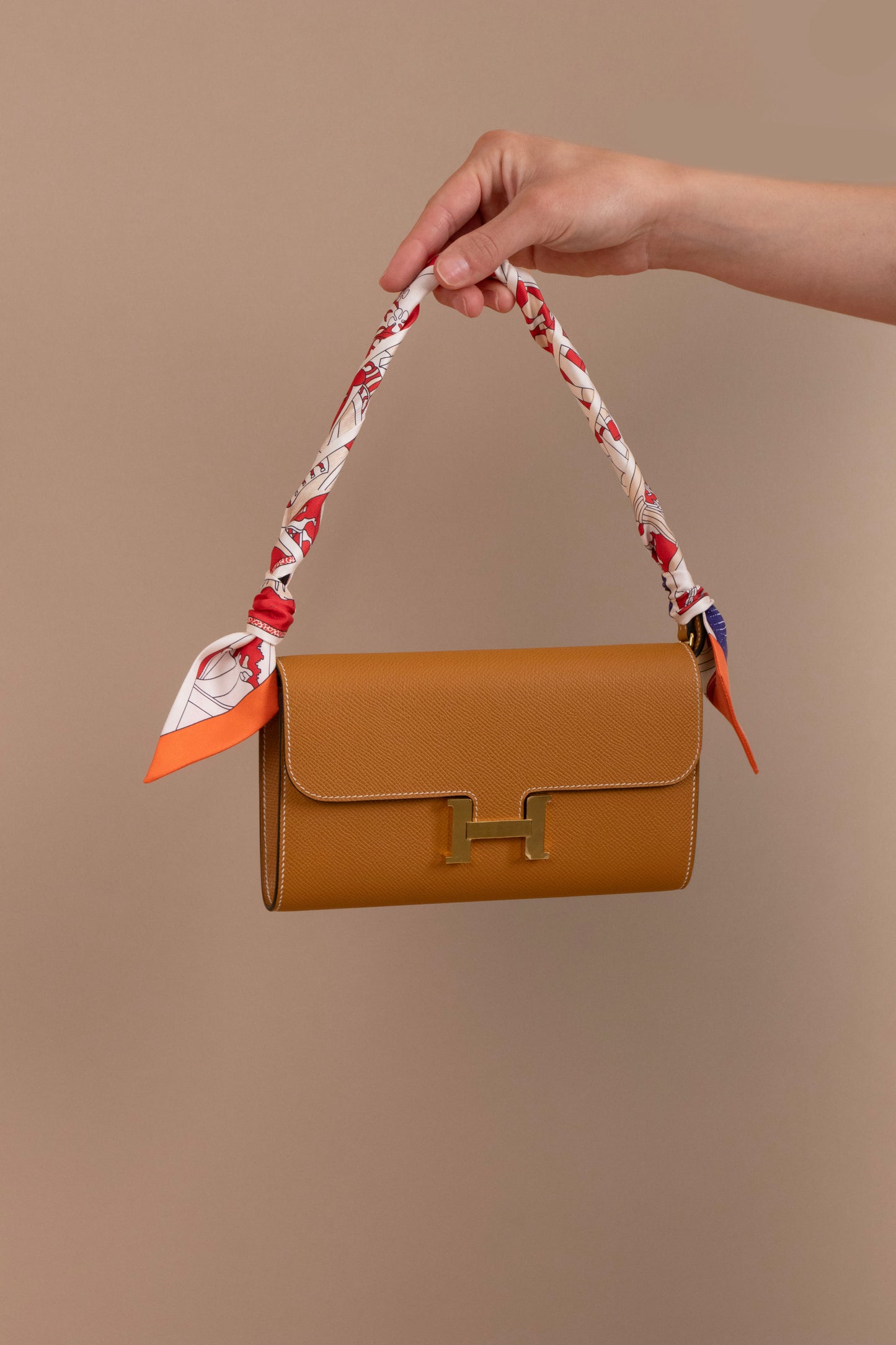 Hermès Constance Wallet To Go Toffee GHW