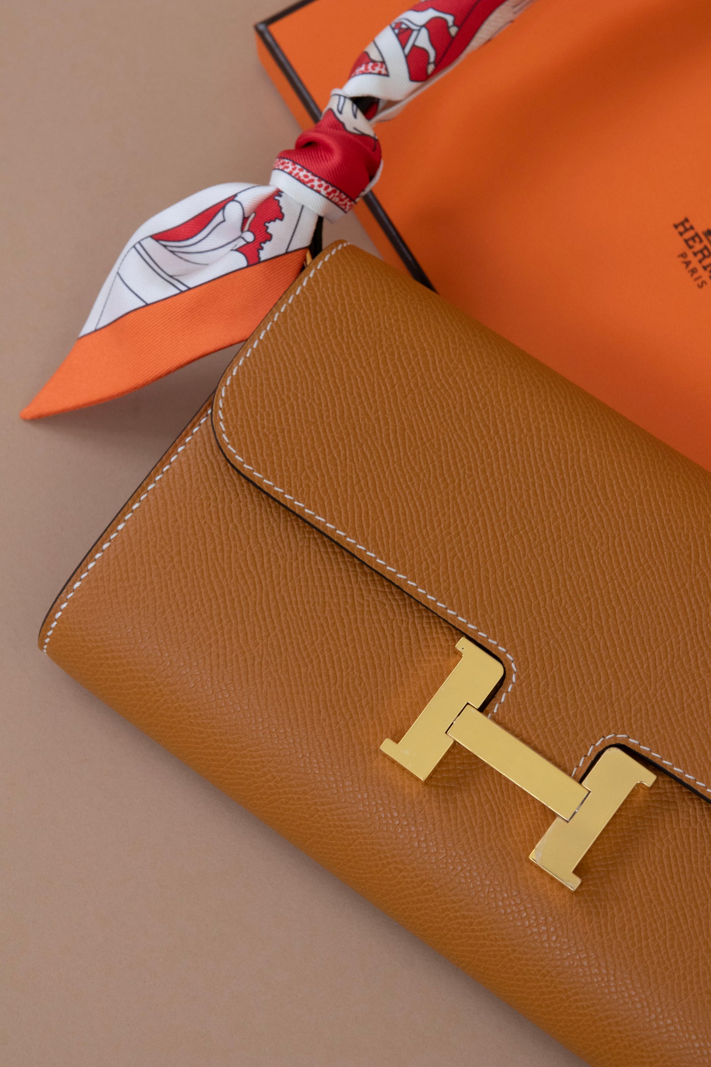 Hermès Constance Wallet To Go Toffee GHW