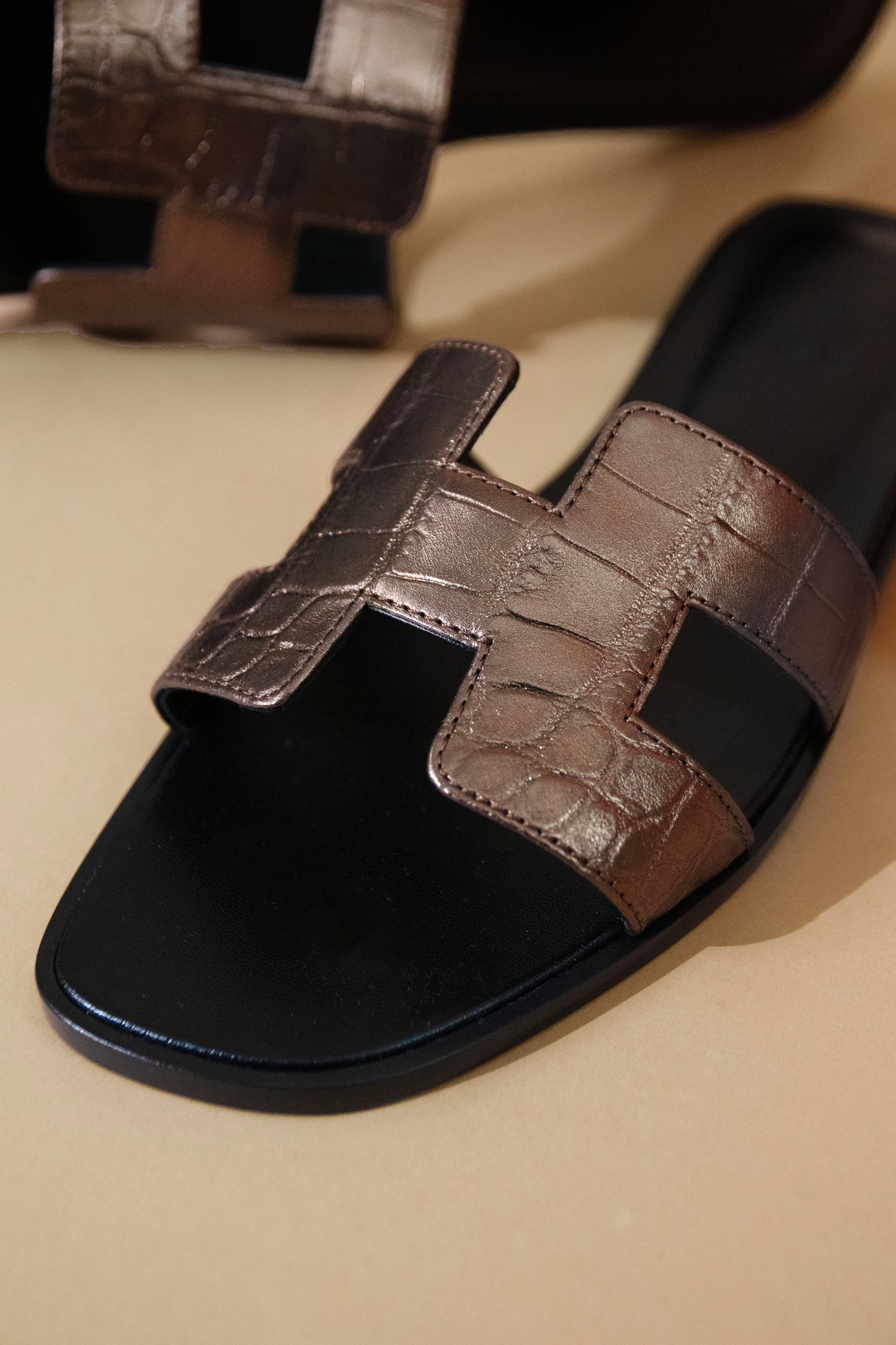 Hermès Oran Sandals Matte Alligator in Doré Antique