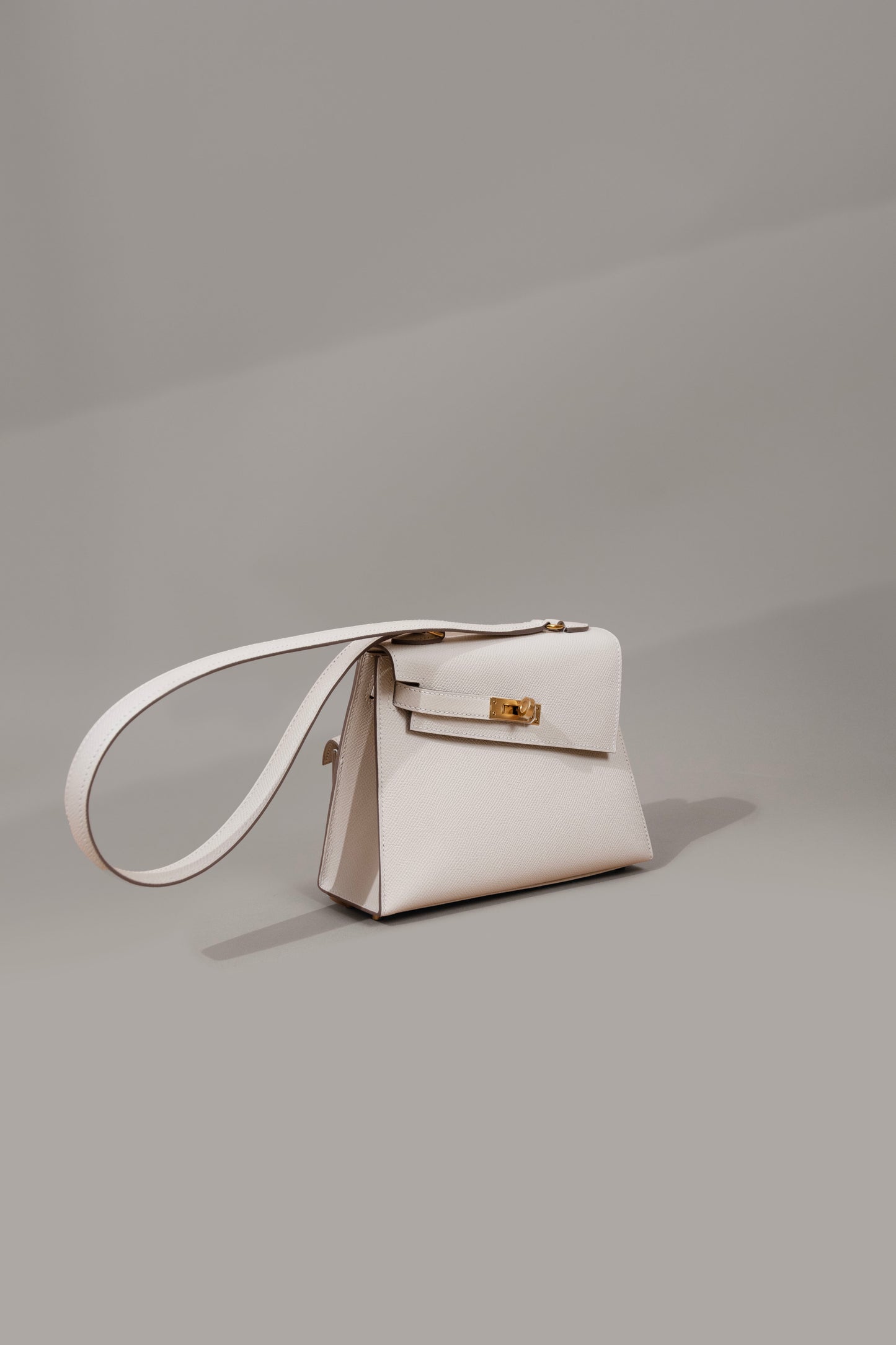Hermès Kelly Desordre Bag in Craie GHW