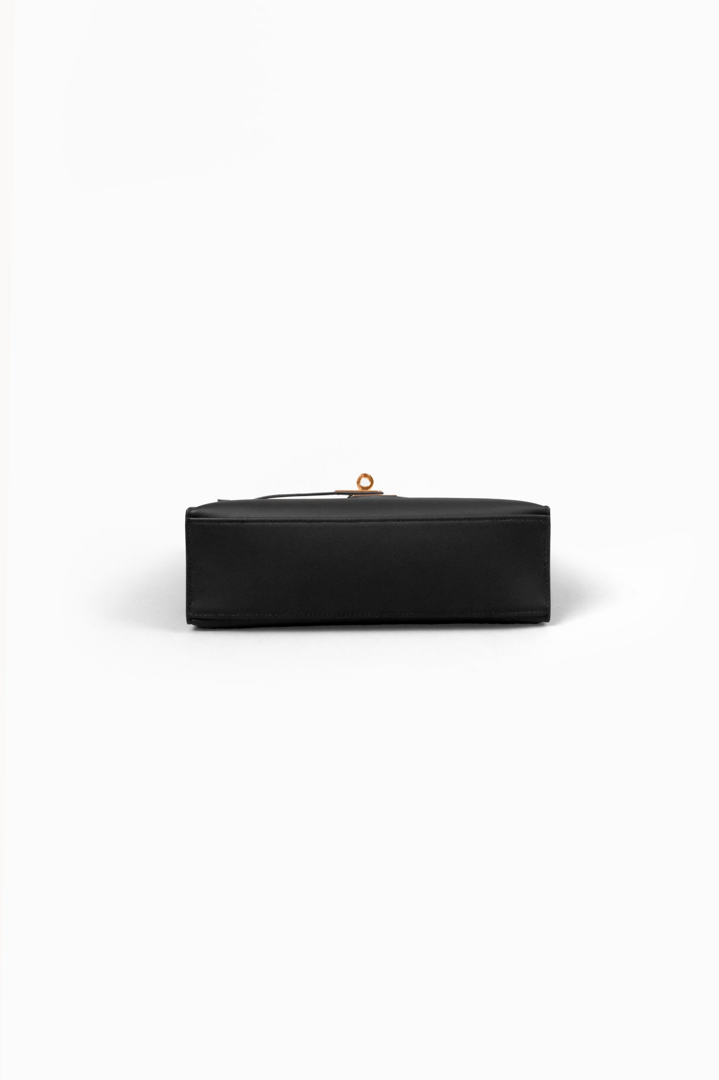 Hermes Kelly Pochette in Black/Nata with Gold Hardware