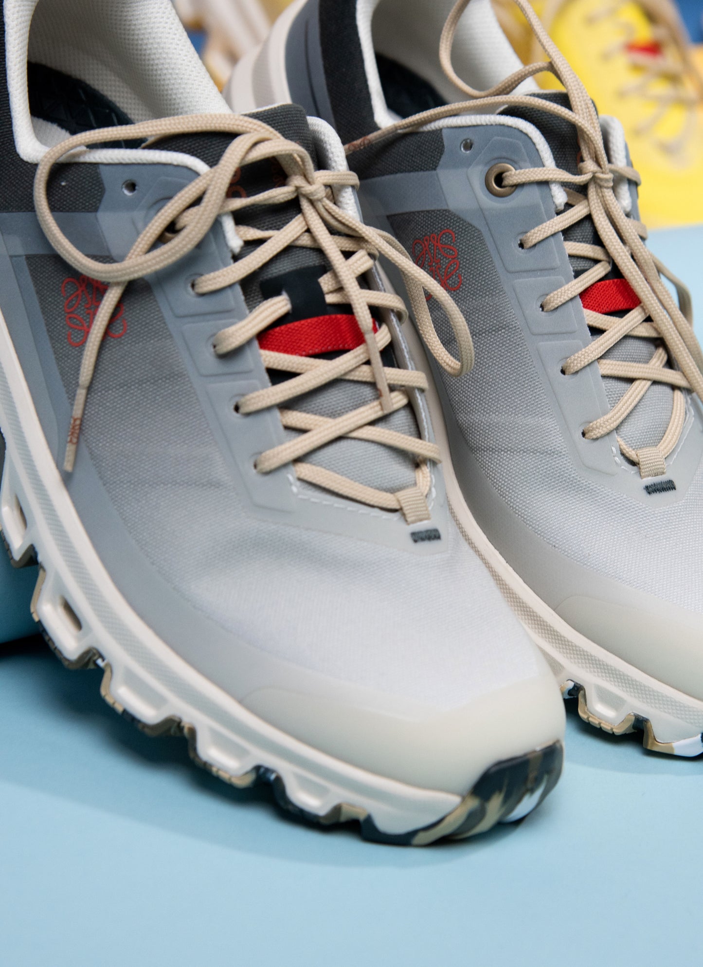 حذاء رياضي Loewe x On Cloudventure متعدد الألوان
