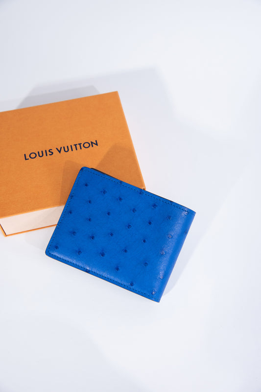 محفظة لويس فيتون متعددة الألوان من جلد النعام باللون الأزرق