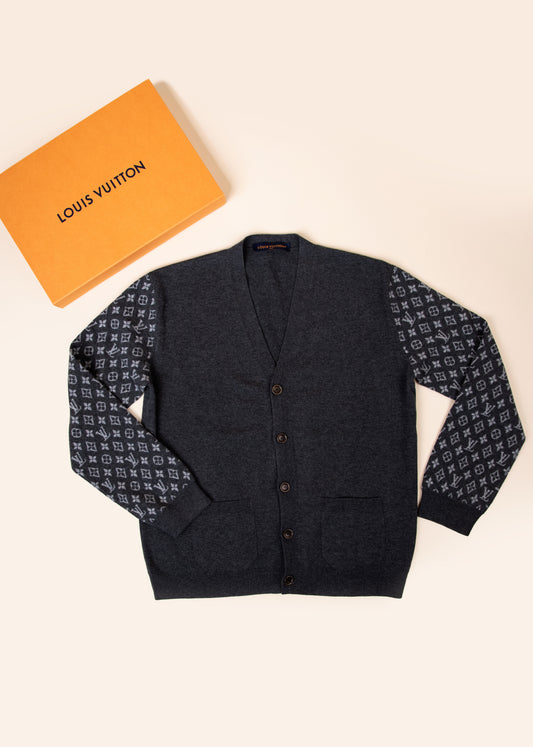 كارديجان من الكشمير المختلط بنقشة مونوغرام من لويس فيتون