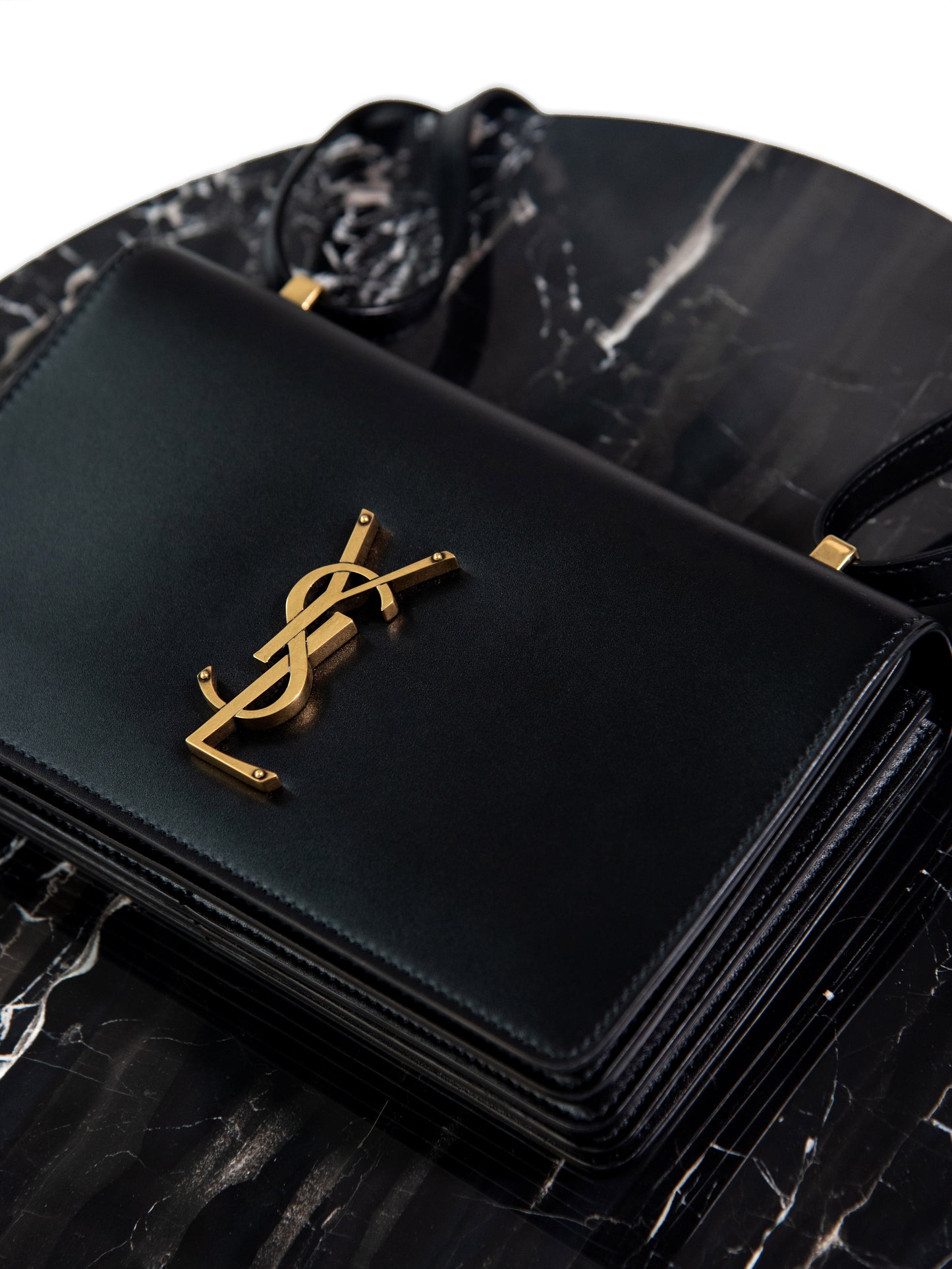 YSL - حقيبة ديلان مونوغرام