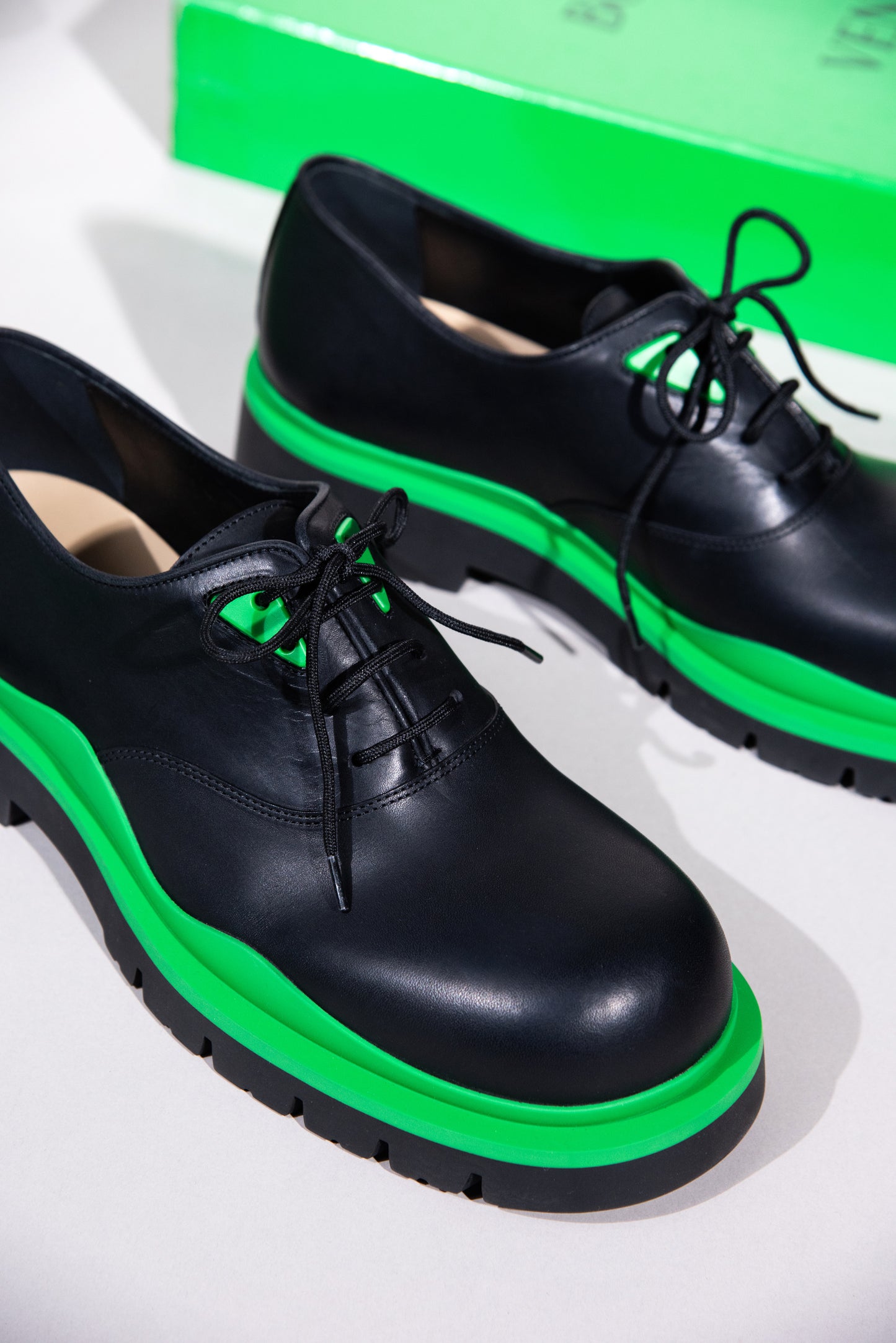 Bottega Veneta Parakeet Jacket and Tire Leather Black/Grass Shoes