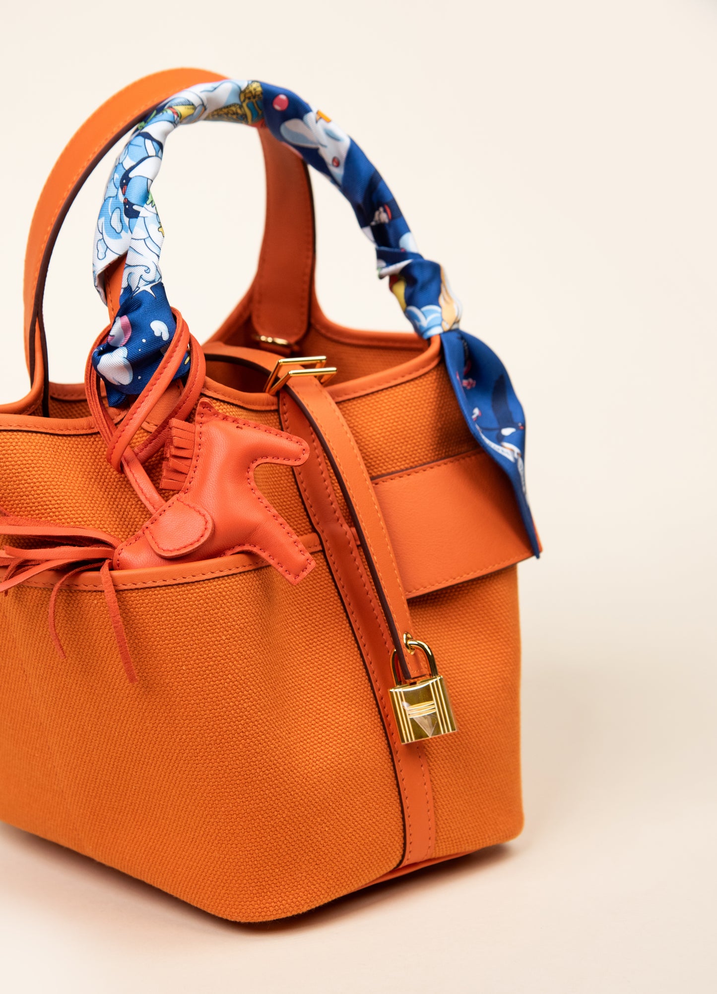Hermès Cargo Picotin 18 in Orange GHW