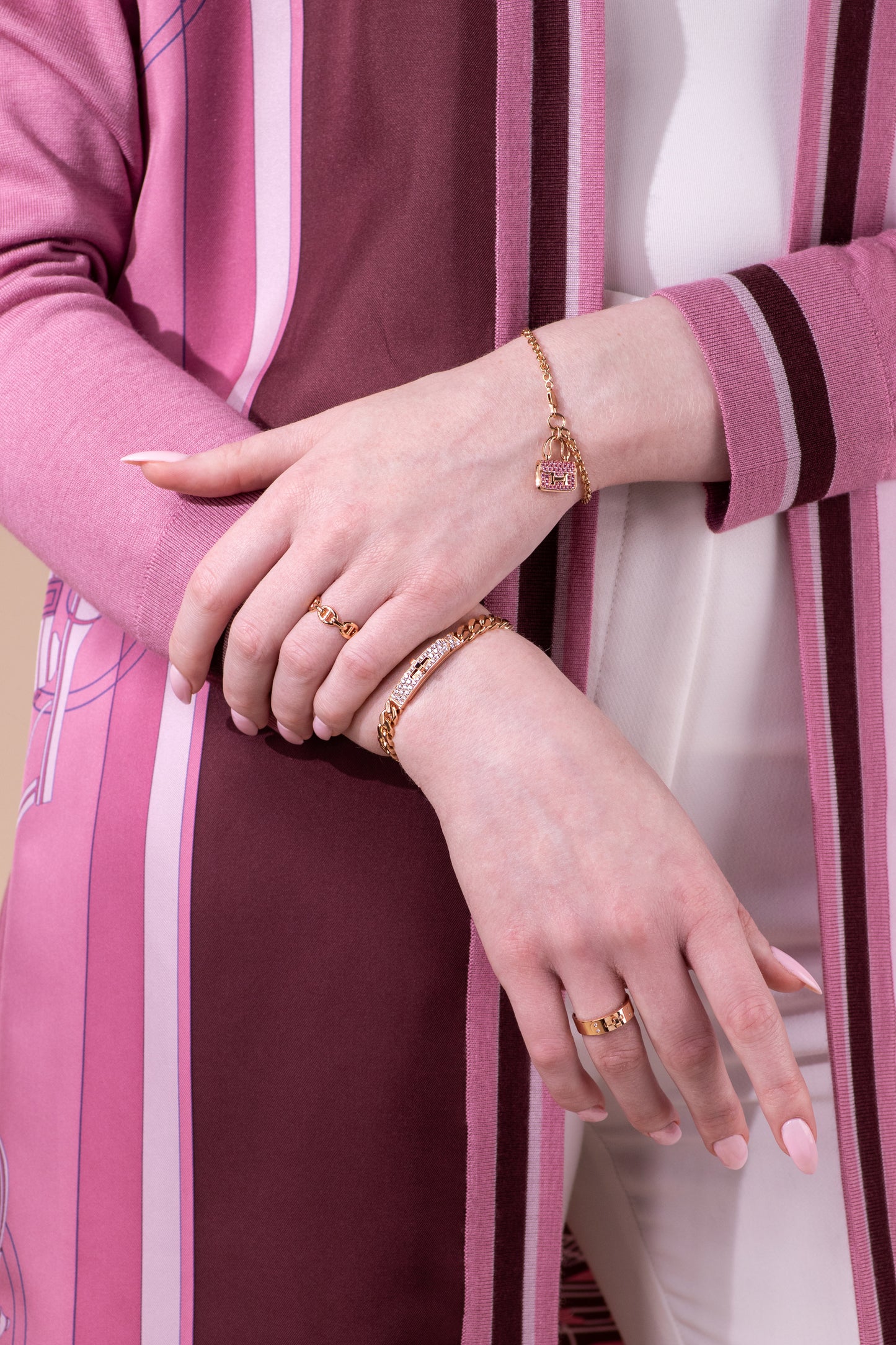 Hermès Long Cardigan in Rose Aphrodite with Mini 24/24 Cassis GHW & Oran Sandals