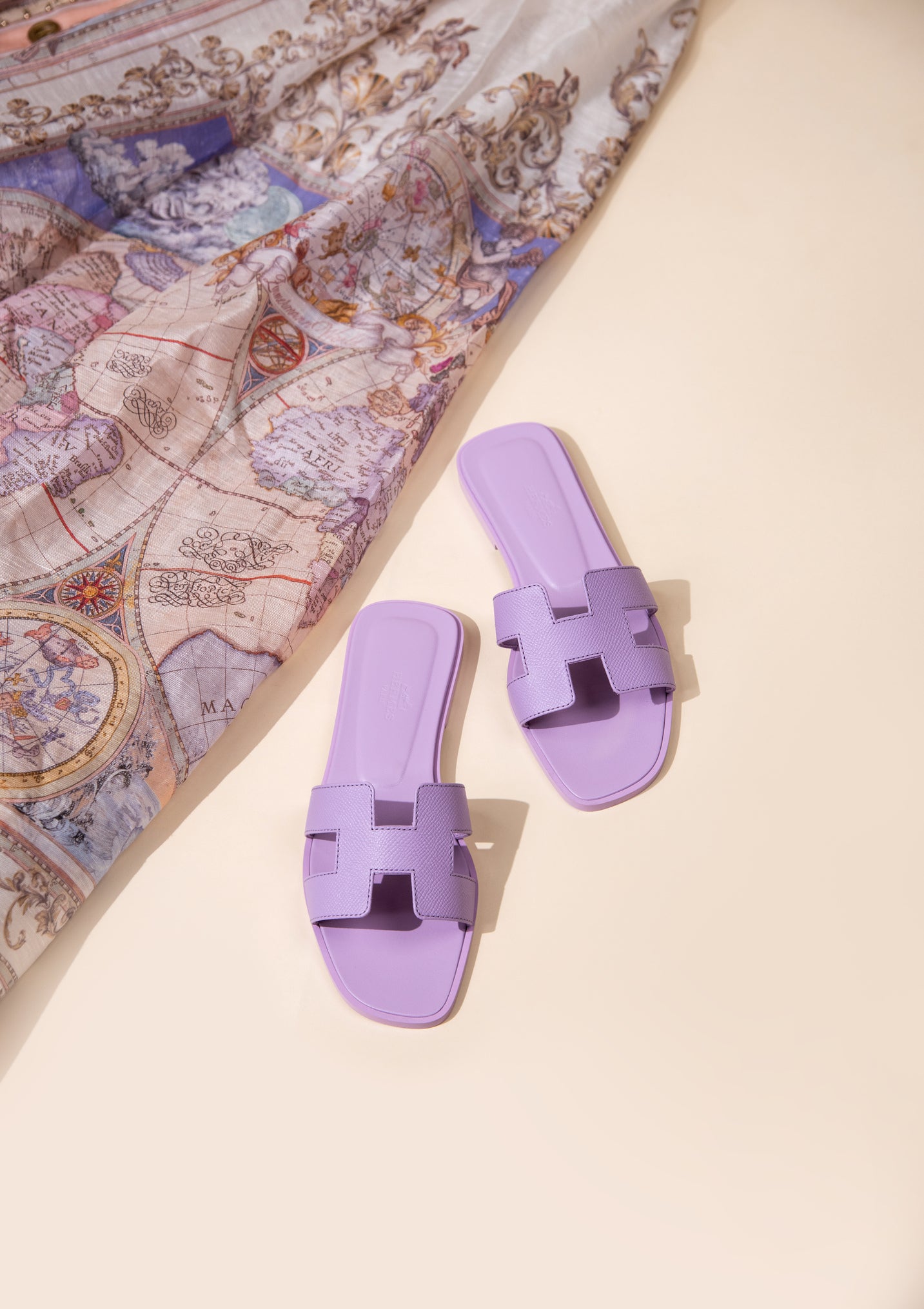 Hermès Oran Sandals in Violet Améthyste