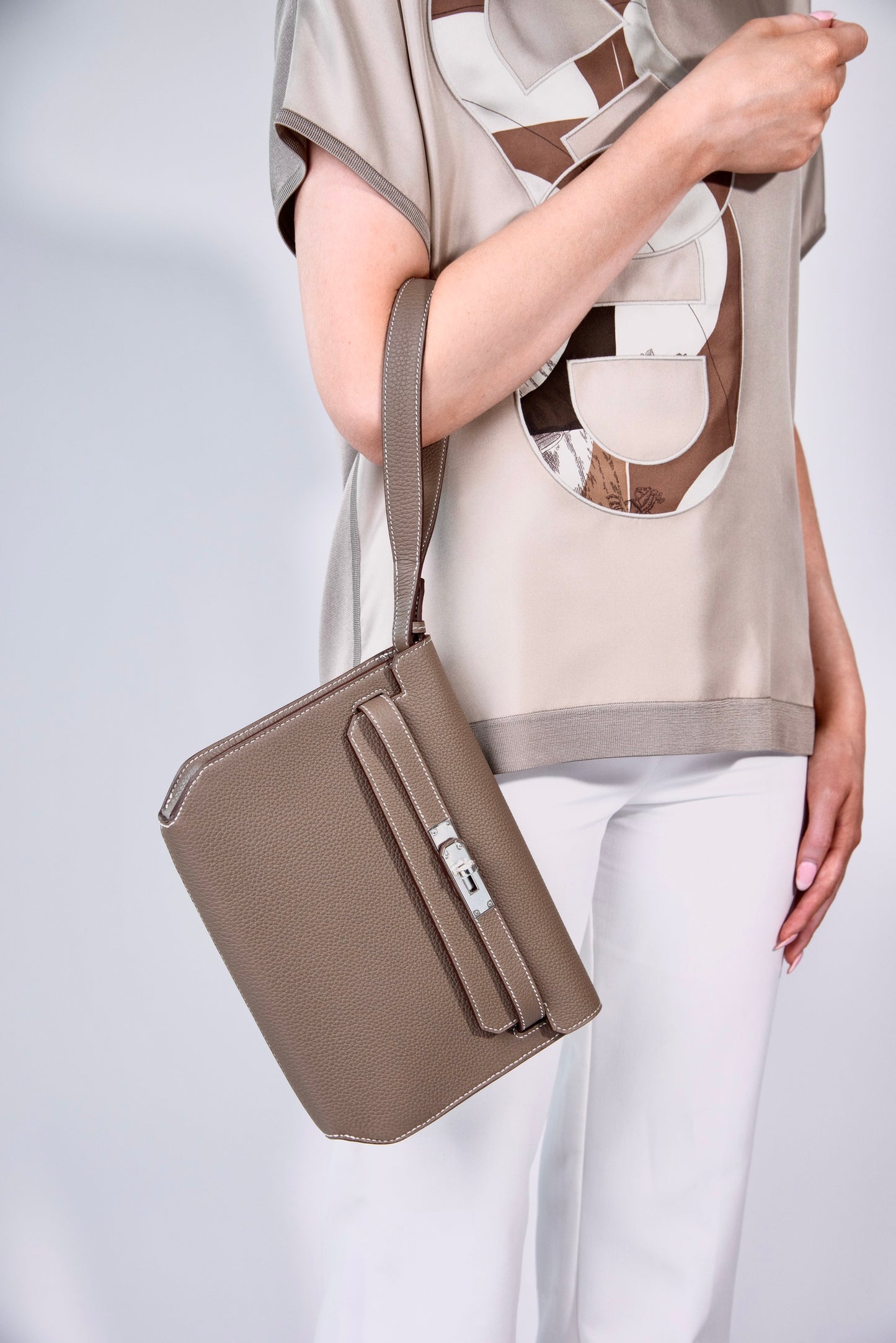 Hermès Kelly Depeches in Etoupe PHW