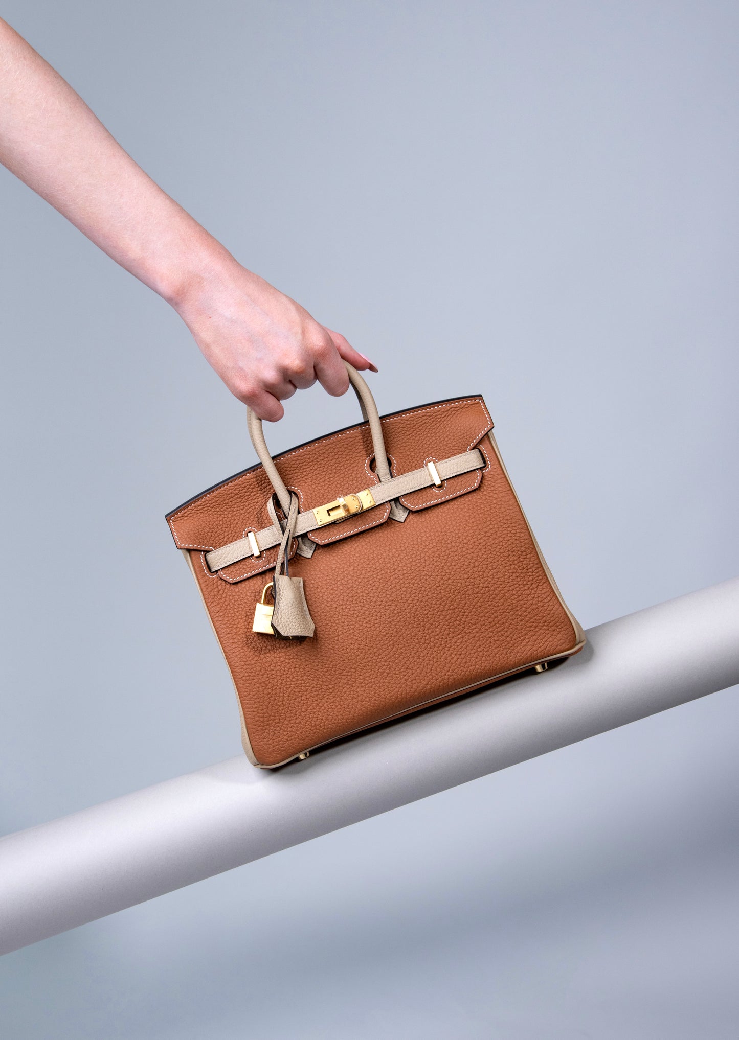 هيرميس - حقيبة HSS Birkin 25 باللونين الذهبي والخندق مع GHW