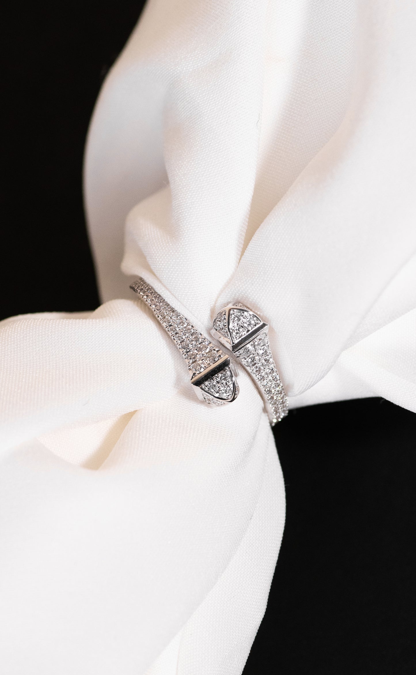 Marli Cleo White Gold Ring w/Diamond