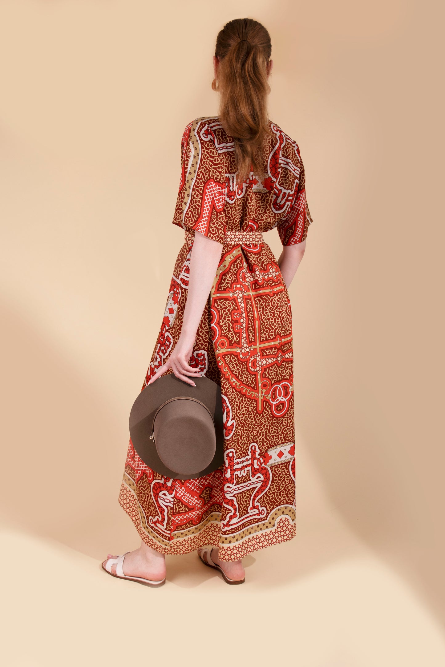 Hermès Etoupe Hampton Hat with "Mors et Gourmettes" Belted Caftan in Rouge De Turin