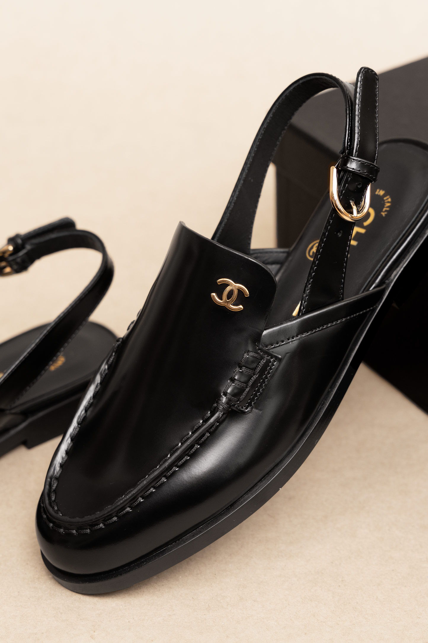 Chanel Shiny Calfskin Slingback in Black