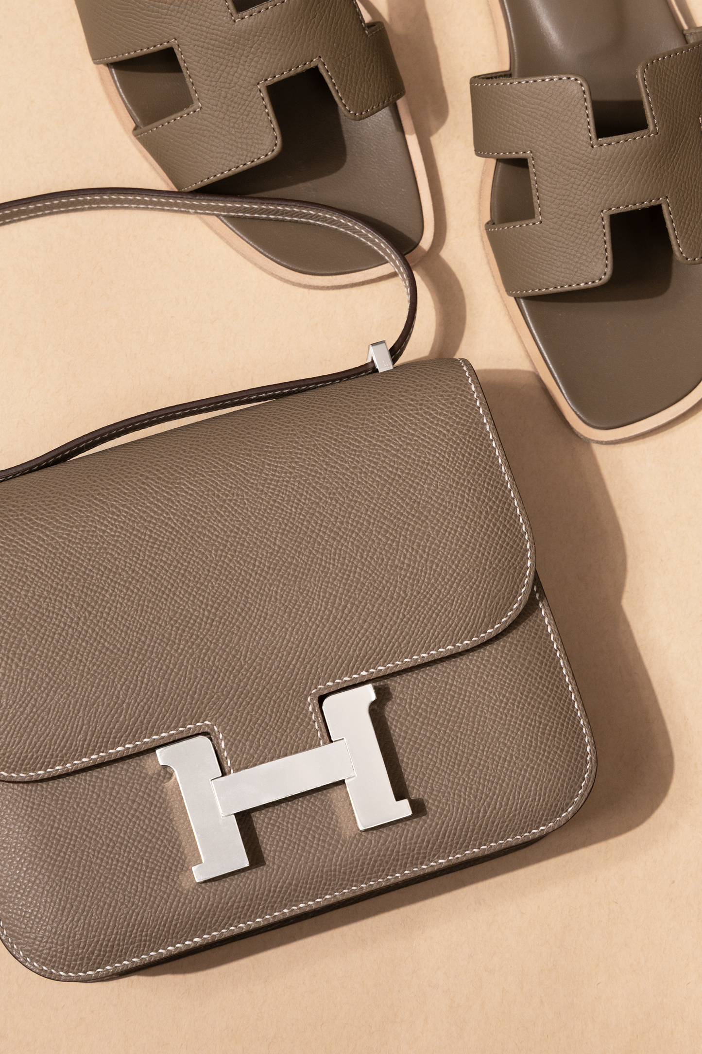 Hermès Constance 18 Epsom & Oran Sandals in Etoupe