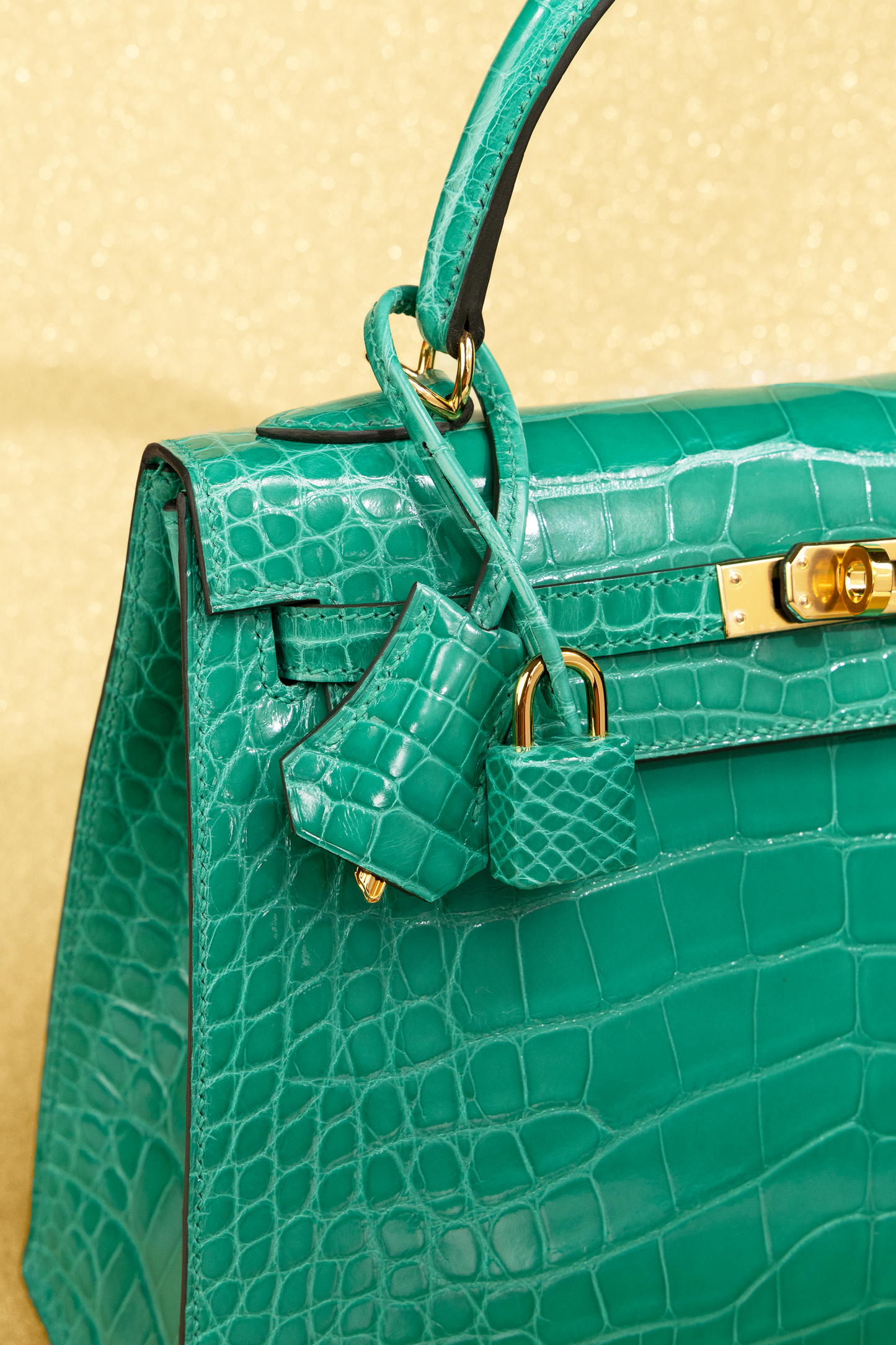 Hermès Kelly 25 Alligator in Vert Jade with GHW