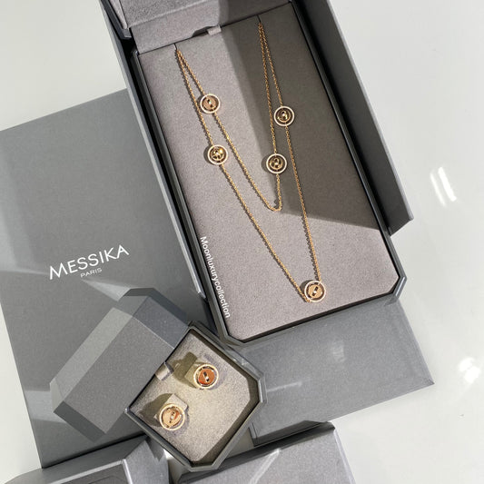 قلادة وأقراط ميسيكا لاكي موف