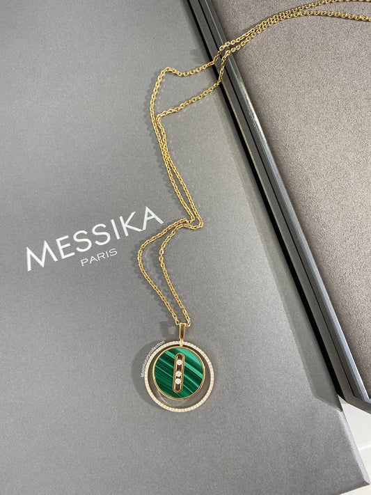 قلادة ميسيكا لاكي موف من المالاكيت