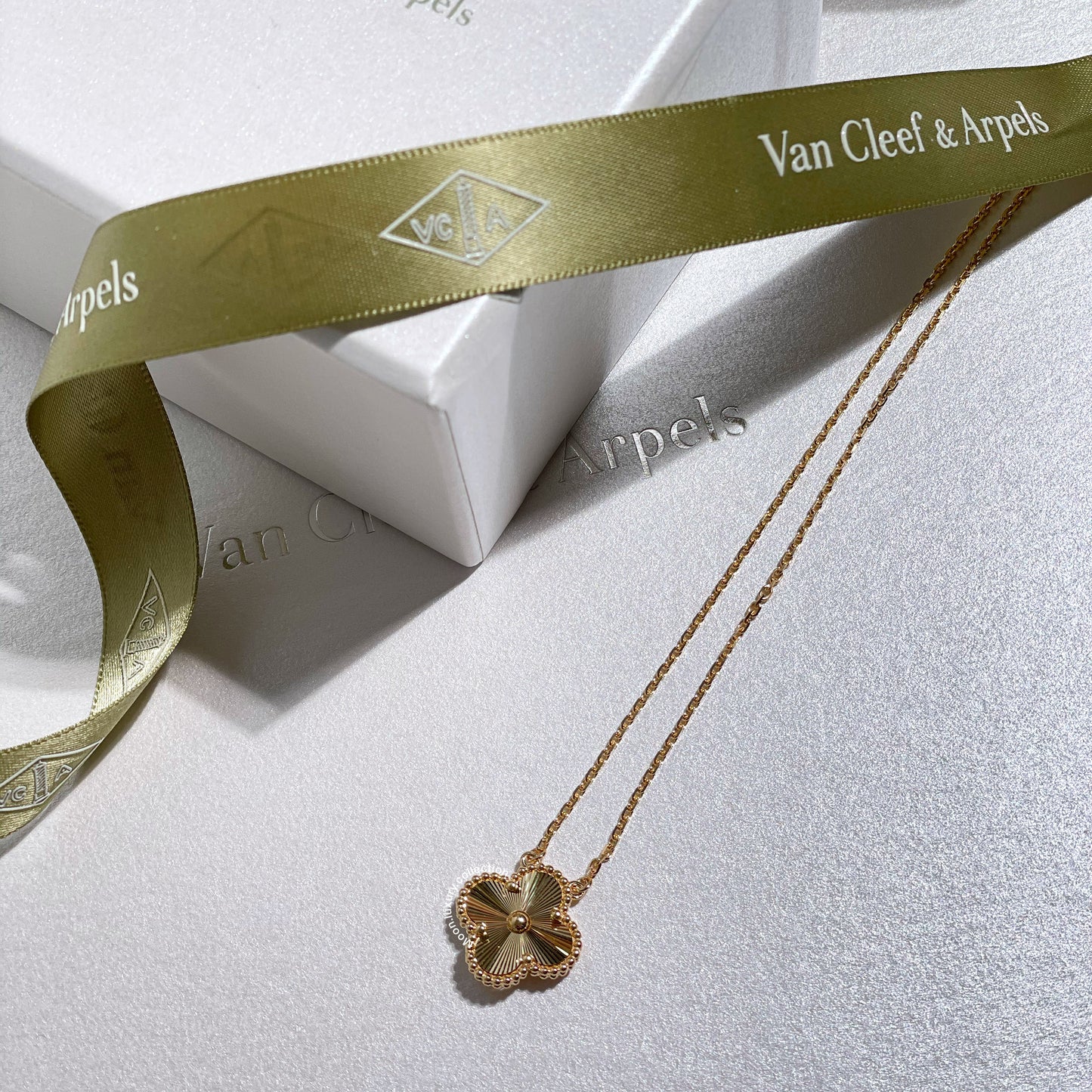 Van Cleef & Arpels Guilloche Pendant