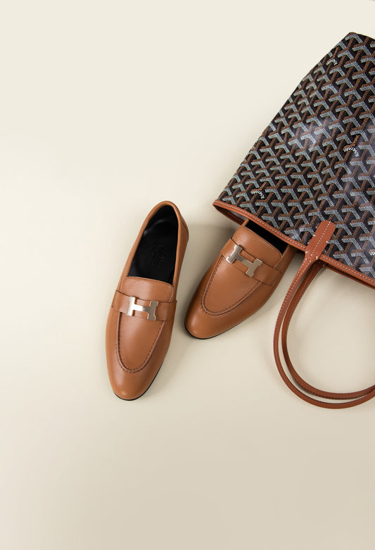 Hermès Paris Loafer in Natural with Goyard Saint Louis PM Bag Black/Tan