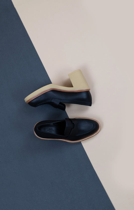 Hermès Didi 70 Loafers in Black