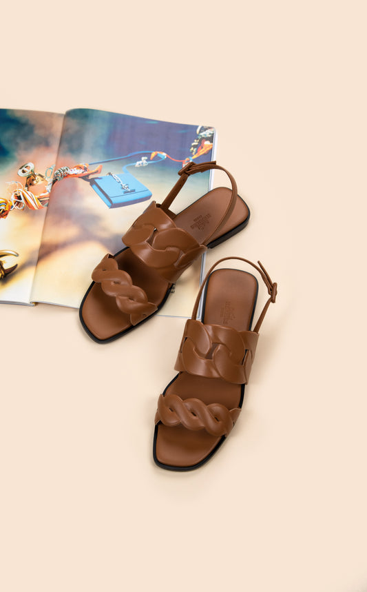 Hermès Grace Sandal in Naturel