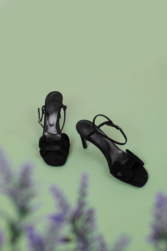 Hermès Premiere Suede Sandals in Black