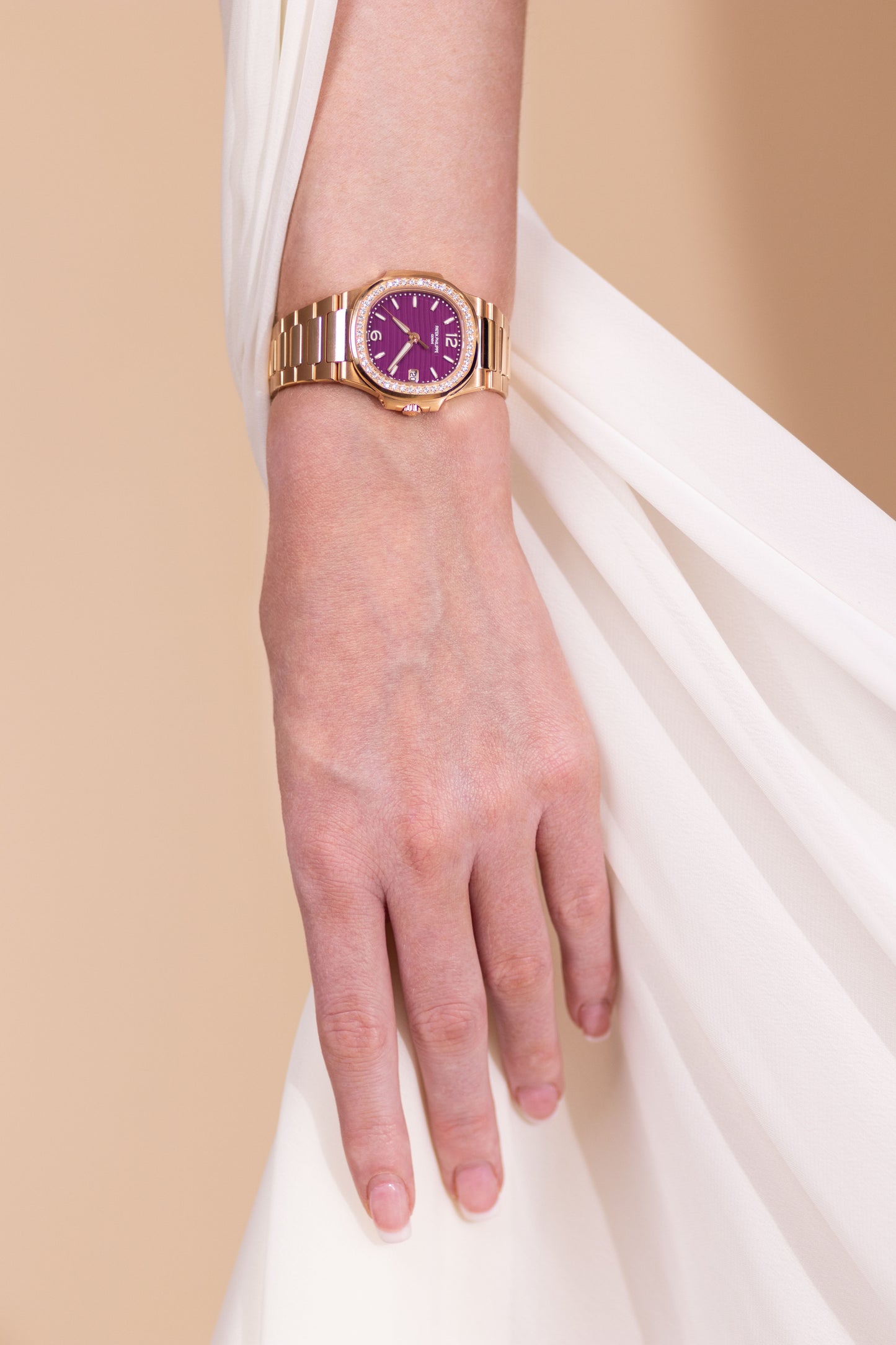 Patek Philippe 7010/1R Nautilus Rose Gold/Purple Dial Watch