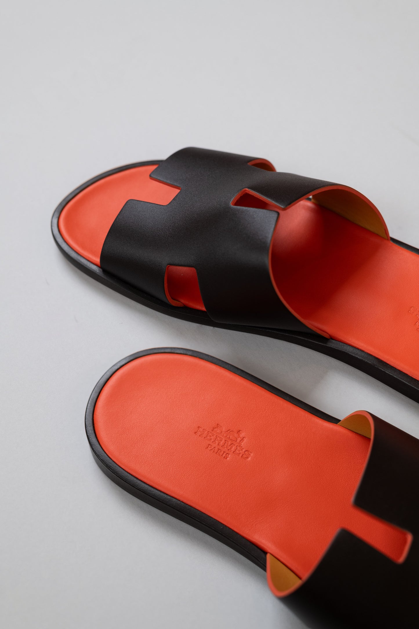 Hermès Izmir Sandals in Orange/Brown