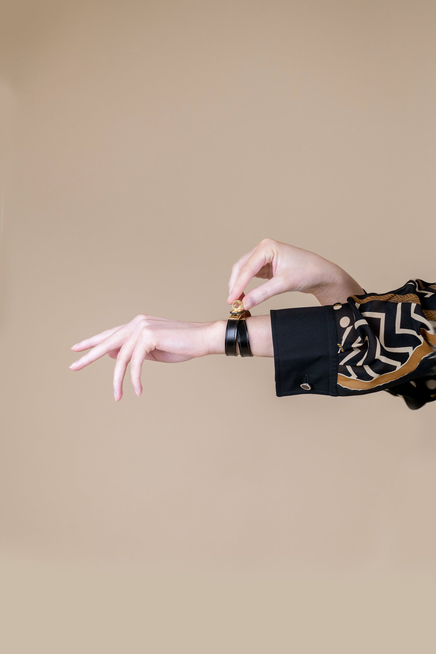 Hermès Kelly Double Tour Bracelet in Black GHW