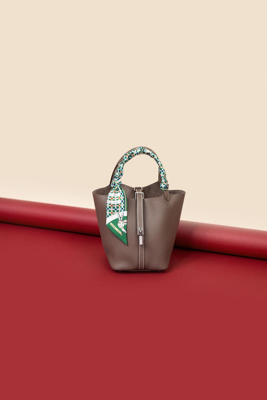 Hermès Picotin 18 in Etoupe PHW with Twilly