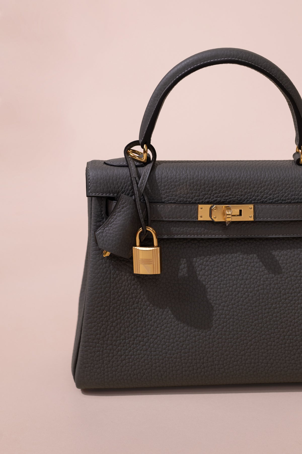 Hermès Kelly 25 Togo in Gris Meyer GHW