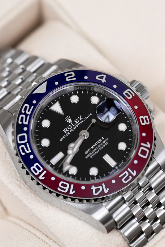 Rolex Pepsi Oyster Perpetual Date GMT Master II in Red/Blue