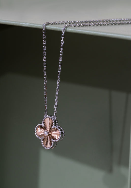 Van Cleef & Arpels 10 Motif Necklace in Yellow Gold/Malachite