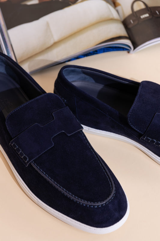 Hermès Velvet Loafers in Marine