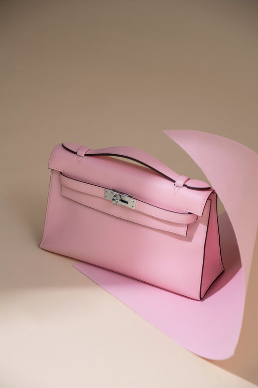 Hermès Kelly Pochette Swift in Sakura PHW