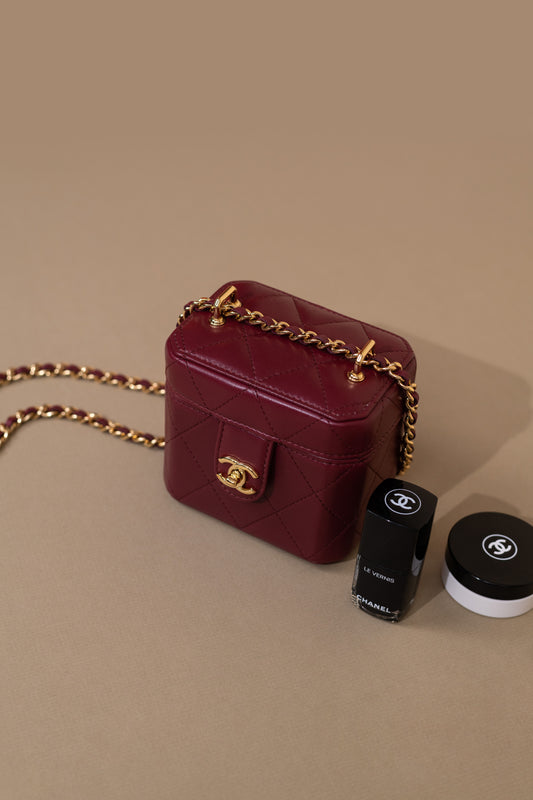 Chanel Vanity Case Burgundy with Chain