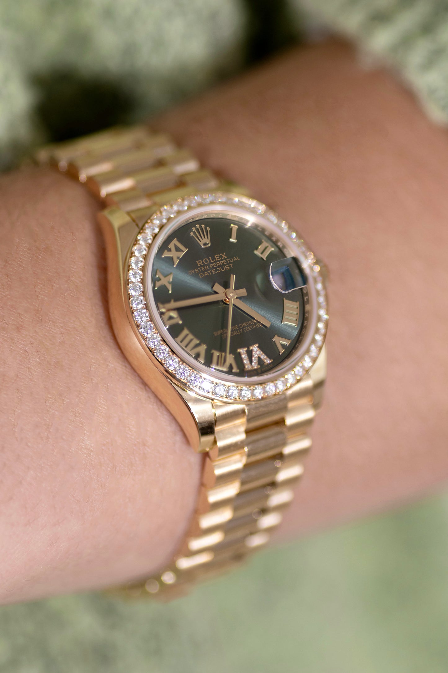Rolex Oyster Perpetual Datejust 31mm Yellow Gold/Olive Green Diamond Dial