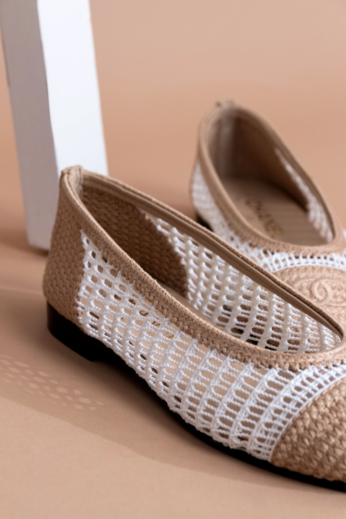 Chanel Raffia Cap Toe Ballerina Flats in Natural/White