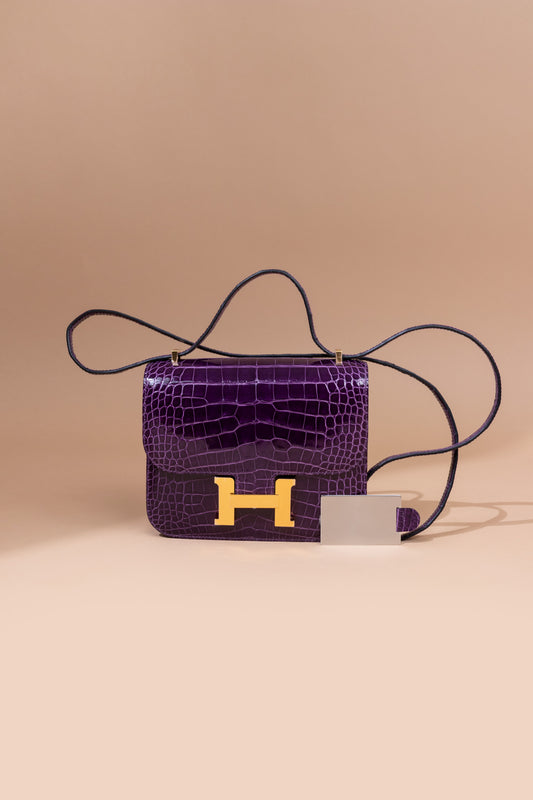 Hermès Constance 18 Shiny Alligator Cassis GHW