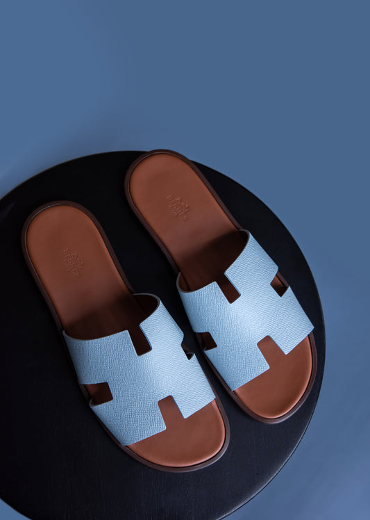 Hermès Izmir Sandals in Vert D'eau/Gold