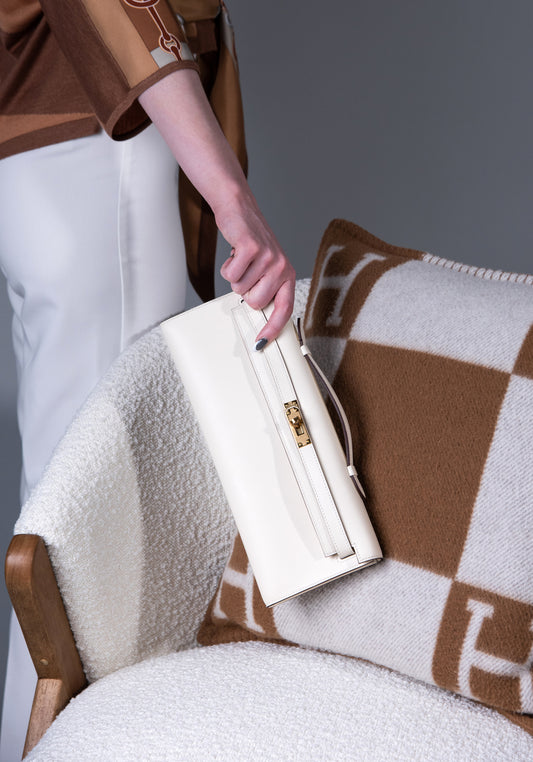 Hermès Kelly Clutch Wallet in Nata GHW