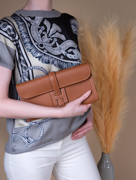 Hermès Jige Clutch in Gold