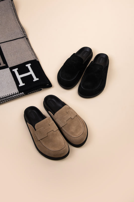 Hermès Go Mule Velvet in Black & Beige