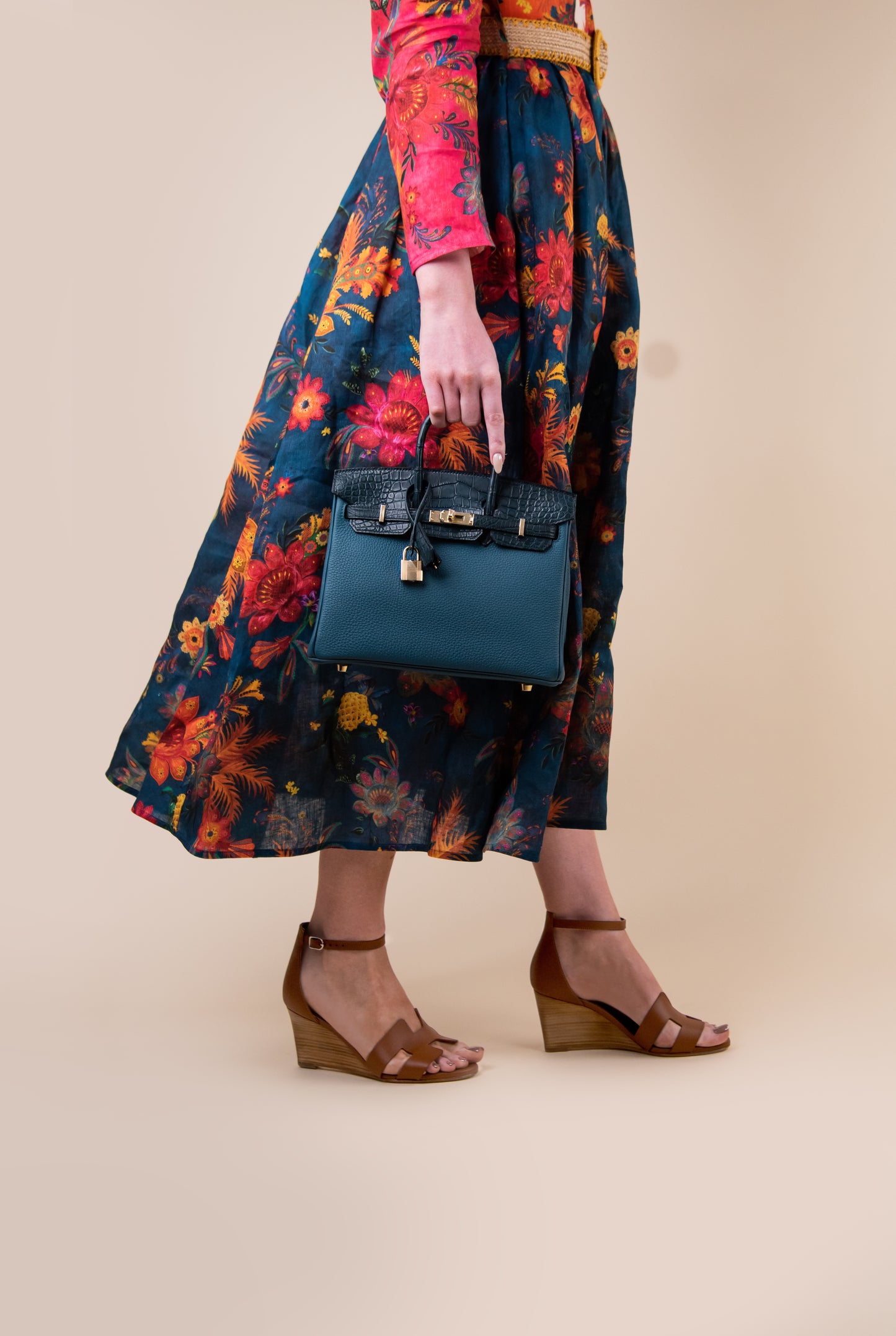 Hermès Birkin 25 Touch Matte Alligator في Vert Bosphore / Vert Rousseau PBHW