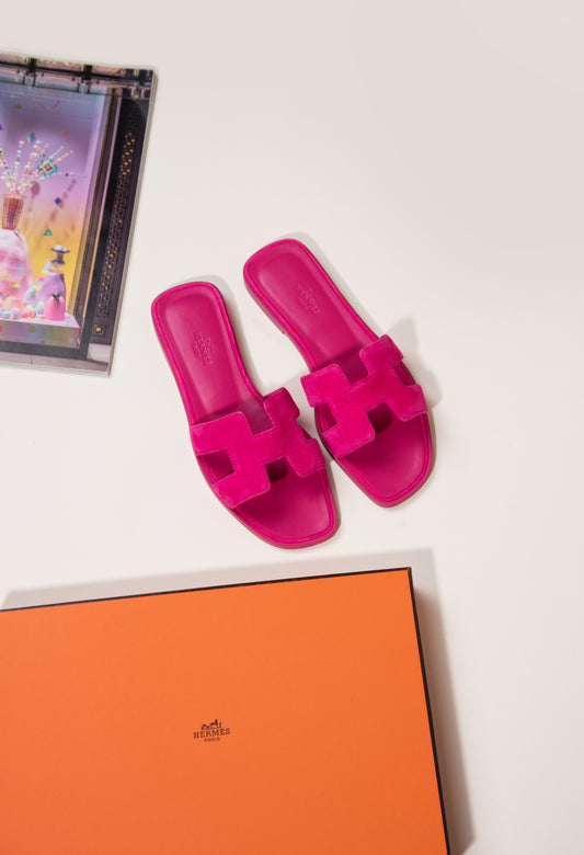 Hermès Oran Fuchisa Sandals