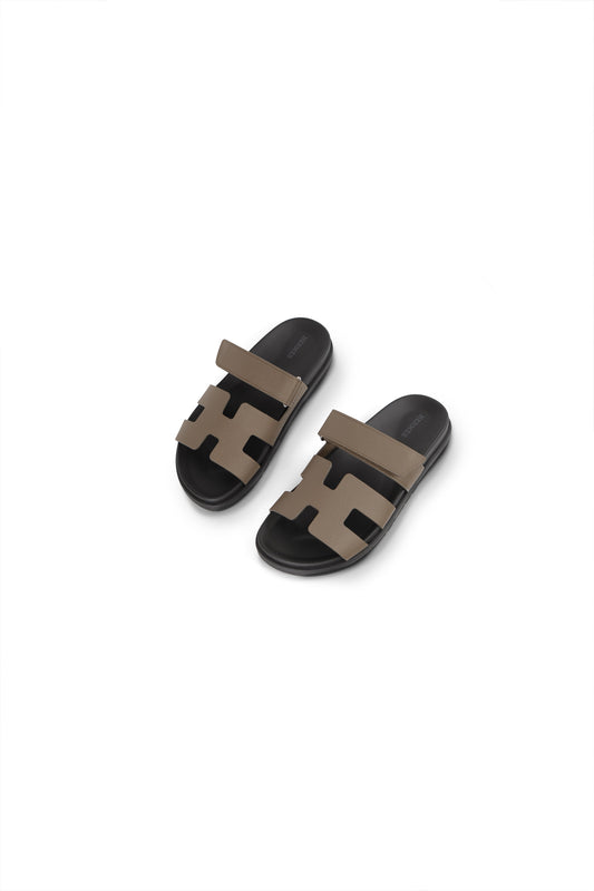 Hermes Chypre Sandals in Etoupe