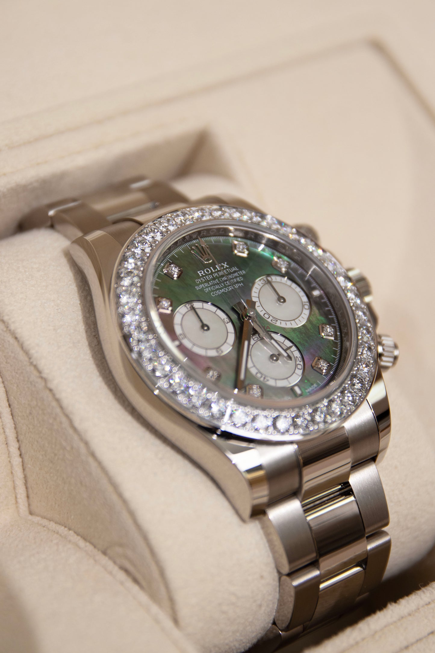 Rolex Cosmograph Daytona White Gold - Mother of Pearl with Diamond 40mm