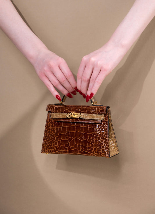 Hermès - HSS Mini Kelly 20 Shiny Crocodile in Beige Sable/Miel GHW