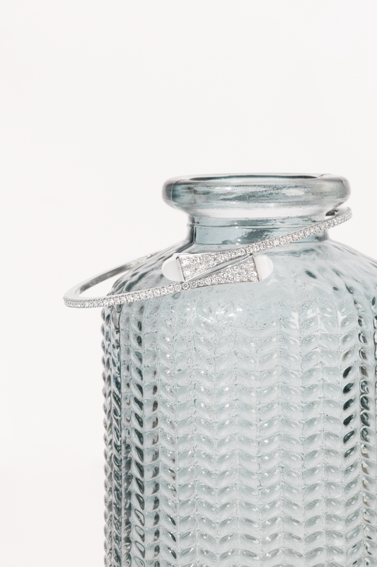 Marli Cleo Bangle in White Gold Diamond/Moon Stone